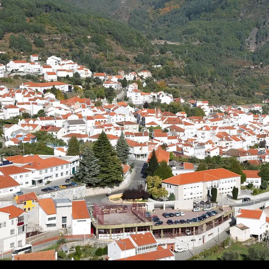 Manteigas, Portugal, Serra da Estrela mountains, scenic town, nature, hiking, Zêzere Glacier Valley, traditional wool factories, local cuisine, winter sports, picturesque mountain town, central Portugal