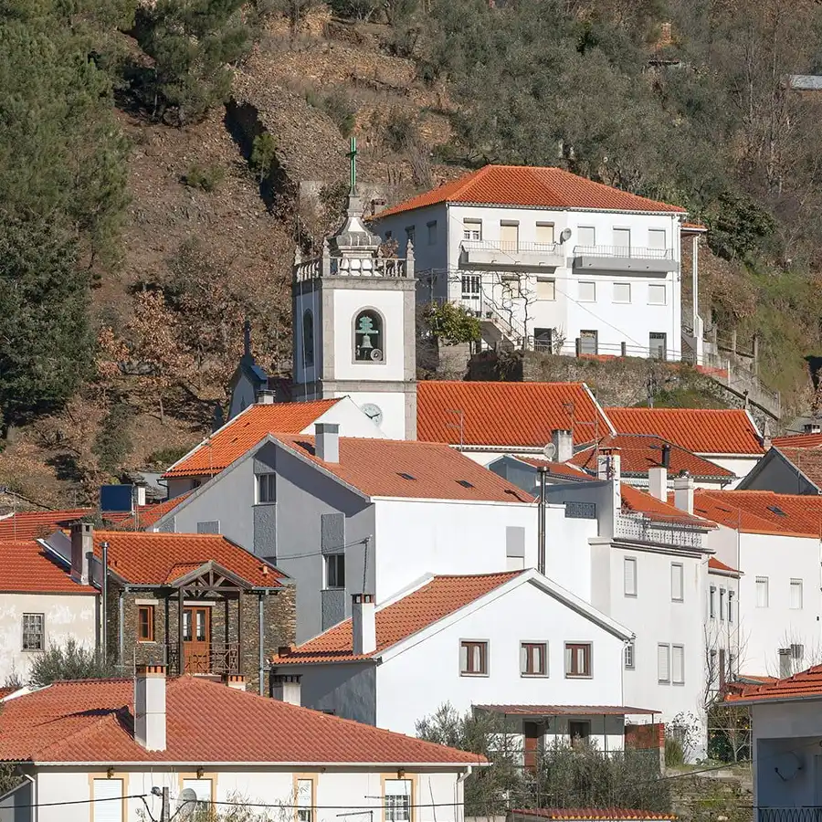 nature, adventure, hiking, biking, river beach, mountains, central Portugal