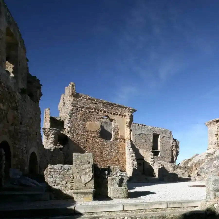 Portugal, History, Culture, Travel, Nature, Castle Ruins, Cobblestone Streets, Ancient Walls, Serra da Estrela Mountains, Panoramic Views, Medieval Village