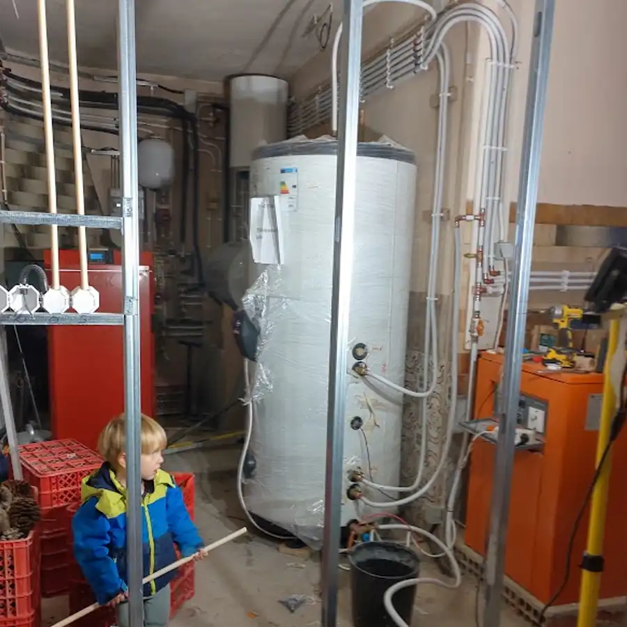 heating and hot water system, wood gasifier, solar collector, home energy efficiency, air quality improvement