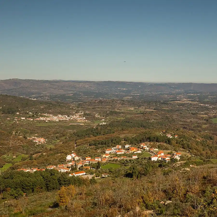 Prachtig uitzicht op de Serra da Estrela, rustgevende natuur en authentieke vakantieplek.