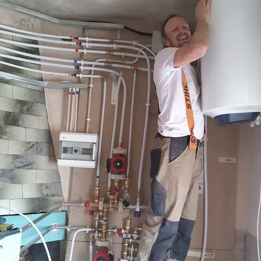 Leer je systemen in de technische ruimte kennen. Weet ik wat ik moet doen om verwarming en waterleiding controleren en vervangen?