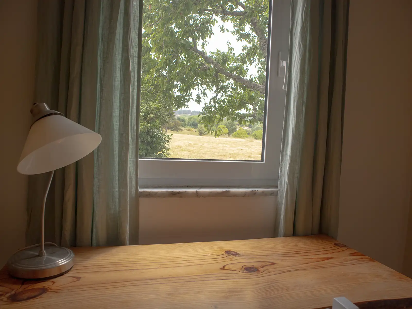 Uitzichtrijk kamers: Ontspanning en inspiratie in de Serra da Estrela. Zicht op de Serra da Estrela: rust en inspiratie in onze bed & breakfast.