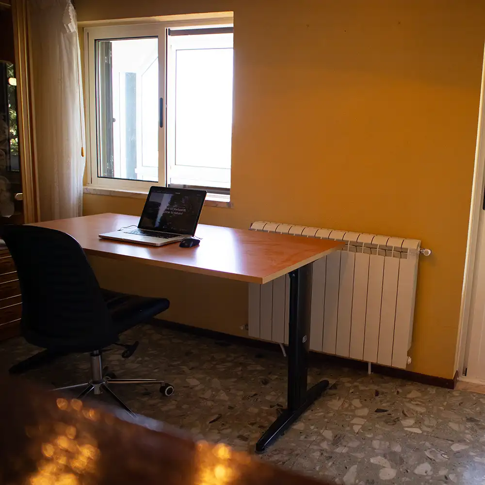 Rustieke werkplek in een comfortabel verblijf in de Serra da Estrela.